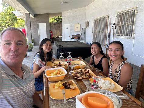 MAKAMINGAW MAN IMONG INIYOTAN .